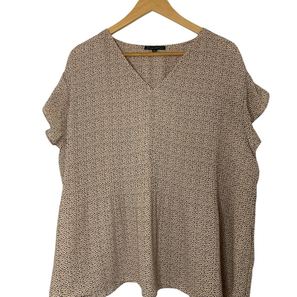 Adrianna Papell Cream Speckled V Neck Short Sleeve Blouse Size XL